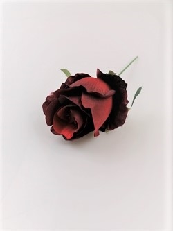 Et stk. Kunstig dekorations roser.  i røde nuancer. Ø ca.6,5 cm.