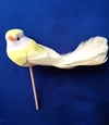 Et stk. dekorations fugl. Gul. På pind. Længde fra næb til halespids Ca. 11 cm x 4 cm.