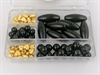 Æske med sorte og guldfarvede dekorations perler.