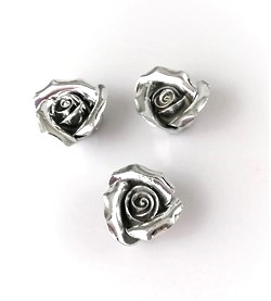 3 stk. Flot Keramik "sølv" farvet rose Ø ca. 3 cm.