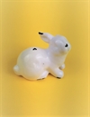 Hare keramik hvid /plettet Ca. L. 10 cm. H ca. 7 cm.