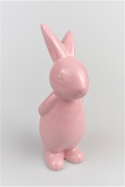  Keramik. Svag lys rød hare. H.  16,5 cm.