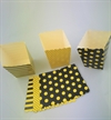  Pakke med 6 stk. Box til Porcorn. m.m. Box i Gule og sorte farver.. 7,5 cm x 7,5 cm x 12,5 cm