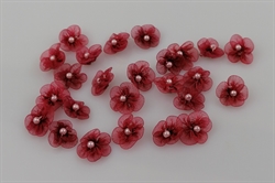 25 stk. Organza blomster med lille perle. Vin rød. Ø ca. 1,5 cm