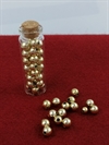 Perler til dekoration. Guldfarvede plast. Ø ca. 0,8 cm