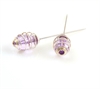 2 stk. Flot dekorations nål med lys lilla perle. Ø perle 1,4 cm. Perle + nål længde 7,5 cm.