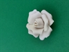 Et stk. keramik rose. Ca. 4 x 3,5 cm