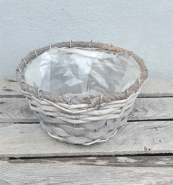 Plantekurv med snor kant.  Ø ca. 20 cm. Højde ca. 10 cm.