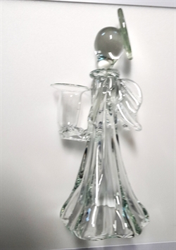 Engel glas stage til almindelig middagslys. H. ca. 27 cm.