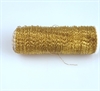 Metal effekt tråd Guld Ca. 100 g. Rullen mangler den ene ende lukning. Derfor den ekstra lave pris.