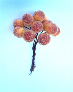 Bundt med 12 stk. Frost/sukker bær. Orange/røde Ø ca. 1,5 cm. Ø ca.