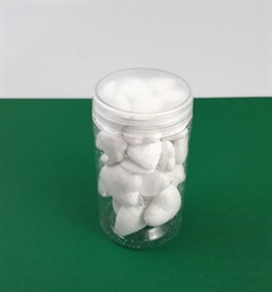 Glitter hvide hjerter. i 2 varianter. Ca. 3 og 2 cm. Fine som pynt i dekorationer m.m. Meget lette.
