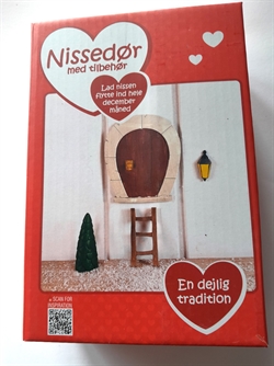Nissedør med tilbehør. Se foto.