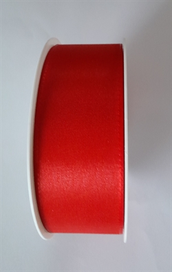 Hel rulle. 50 meter Advents bånd / gavebånd i julerød B 4 cm. Et bånd af et god kvalitet lavet i EU. 