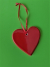 Keramik hjerte.  Rød. Til ophængning. ca. 8,5 cm.