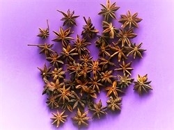 Stjerne Anis.  ca. 50 g. Til dekorations brug.