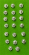 20 stk Lys. creme, små støbte plast halve perler, flad bagside fine til kort m.m. Ø 0,9 cm.