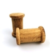 1 stk. træ spole. H ca. 7 cm Ø ca. 4,8 cm.