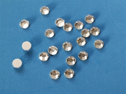 20 stk. krystal glasklar  sten fra Preciosa. Flad bagside. 6,5 mm.