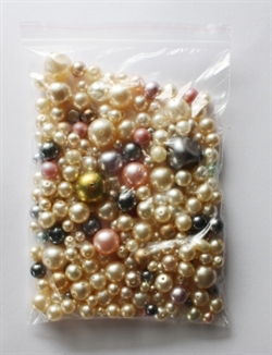 Blandede dekorations perler. Ass. ca. 150 g.